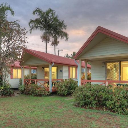Hotel Flying Fish Point Tourist Park Innisfail Esterno foto