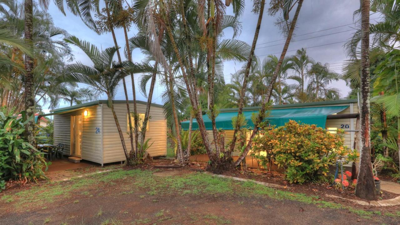 Hotel Flying Fish Point Tourist Park Innisfail Esterno foto