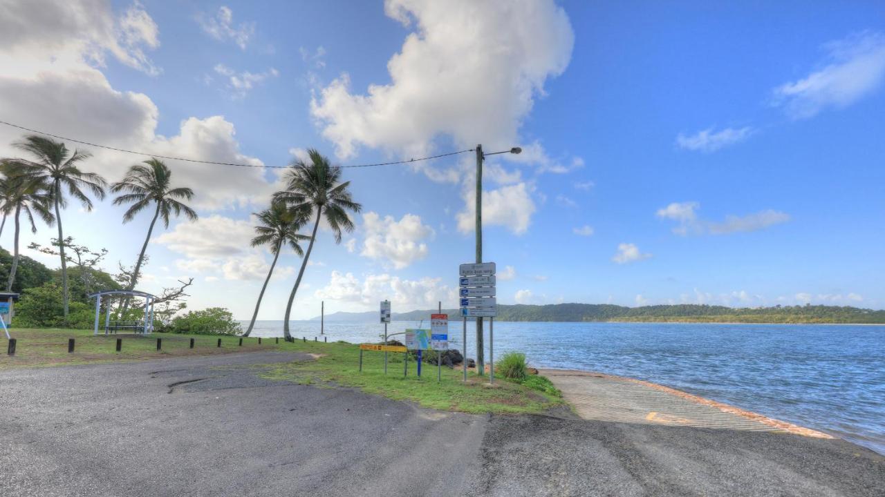 Hotel Flying Fish Point Tourist Park Innisfail Esterno foto